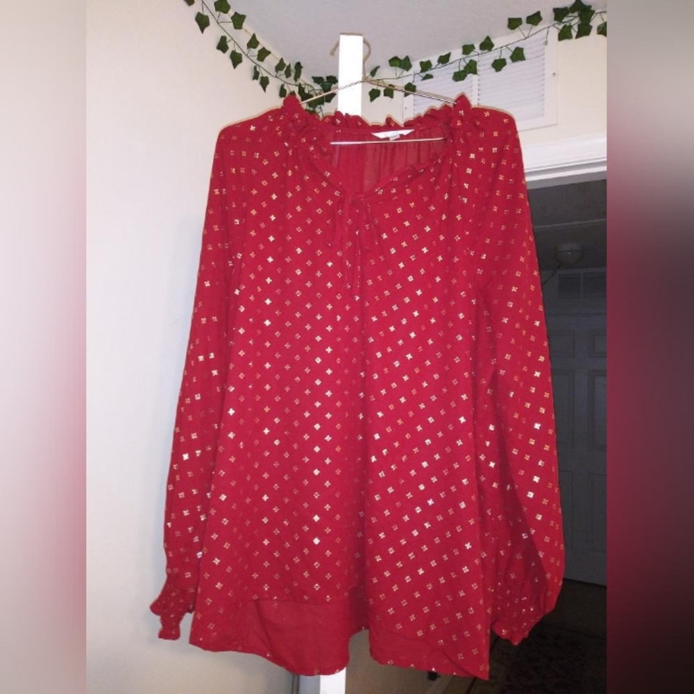 Time and Tru red and gold dress shirt